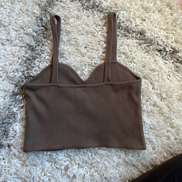 HM Ribbed Tank Top - Picture 2 of 3